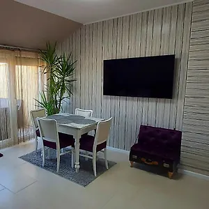 Apartmán Hetvezer Penthouse, Segedín