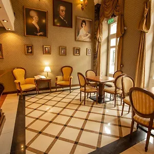 Hotel Mozart, Segedín