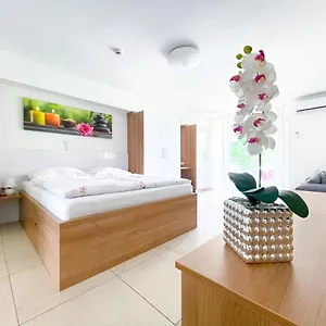  Apartman Tisza Gyöngye