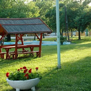  Kemping Szegedi Partfürdő és